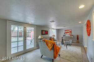 5313 E Verde Ln, Phoenix, AZ 85018 photo 9