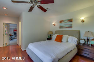 5313 E Verde Ln, Phoenix, AZ 85018 photo 11