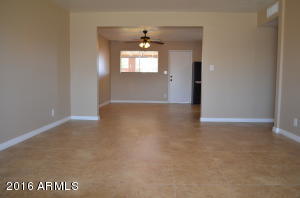 258 W Juniper St, Mesa, AZ 85201 photo 5