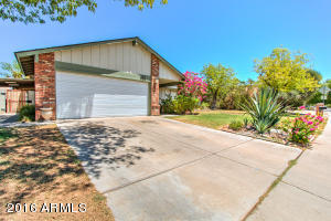 852 E Grandview St, Mesa, AZ 85203 photo 2