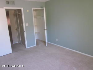 15 E Loma Ln, Phoenix, AZ 85020 photo 14