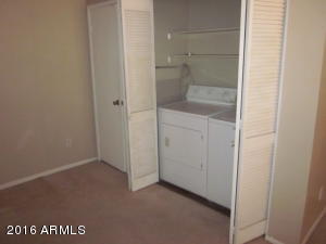 15 E Loma Ln, Phoenix, AZ 85020 photo 9