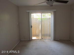 15 E Loma Ln, Phoenix, AZ 85020 photo 11