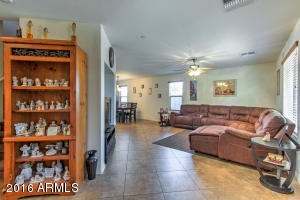 2223 S Buckaroo Trl, Gilbert, AZ 85295 photo 2