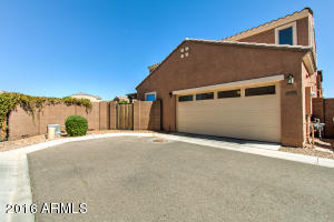2223 S Buckaroo Trl, Gilbert, AZ 85295 photo 27
