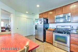 2223 S Buckaroo Trl, Gilbert, AZ 85295 photo 10