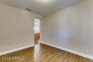 6425 W Hackamore Dr, Phoenix, AZ 85083 photo 13