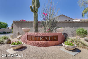6425 W Hackamore Dr, Phoenix, AZ 85083 photo 2