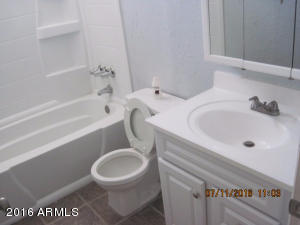 4254 E Vineyard Rd, Phoenix, AZ 85042 photo 4