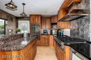 321 E Marlette Ave, Phoenix, AZ 85012 photo 4