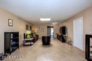 321 E Marlette Ave, Phoenix, AZ 85012 photo 18