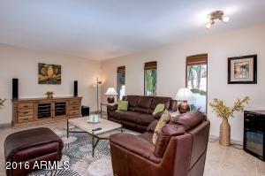 321 E Marlette Ave, Phoenix, AZ 85012 photo 9