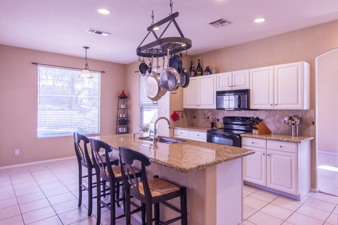 1034 E Hiddenview Dr, Phoenix, AZ 85048 photo 13