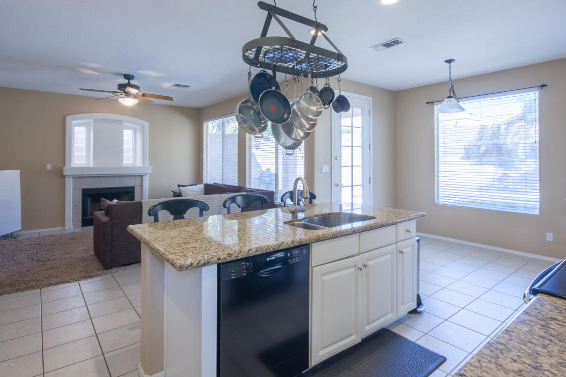1034 E Hiddenview Dr, Phoenix, AZ 85048 photo 12