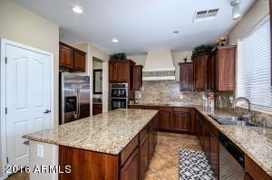 1665 S Penrose Dr, Gilbert, AZ 85295 photo 3