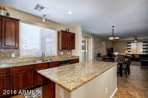 1665 S Penrose Dr, Gilbert, AZ 85295 photo 6