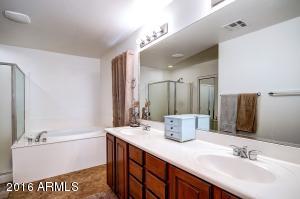 1665 S Penrose Dr, Gilbert, AZ 85295 photo 23