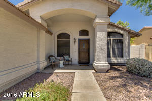 1126 E Gail Dr, Gilbert, AZ 85296 photo 3