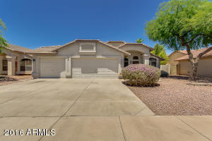 1126 E Gail Dr, Gilbert, AZ 85296 photo 2