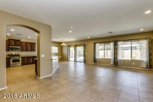 2954 E Coconino Dr, Gilbert, AZ 85298 photo 7