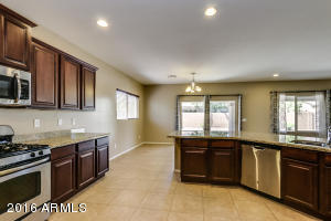 2954 E Coconino Dr, Gilbert, AZ 85298 photo 13