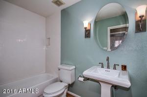 4123 E Becker Ln, Phoenix, AZ 85028 photo 11