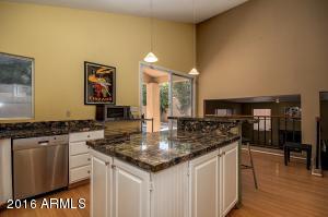 4123 E Becker Ln, Phoenix, AZ 85028 photo 8