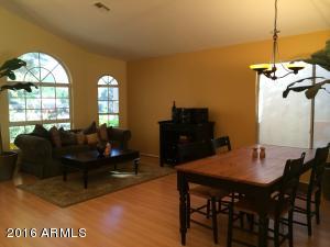 4123 E Becker Ln, Phoenix, AZ 85028 photo 2