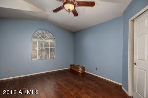 4123 E Becker Ln, Phoenix, AZ 85028 photo 13