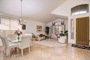 502 E Brookwood Ct, Phoenix, AZ 85048 photo 2