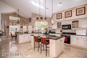 502 E Brookwood Ct, Phoenix, AZ 85048 photo 8