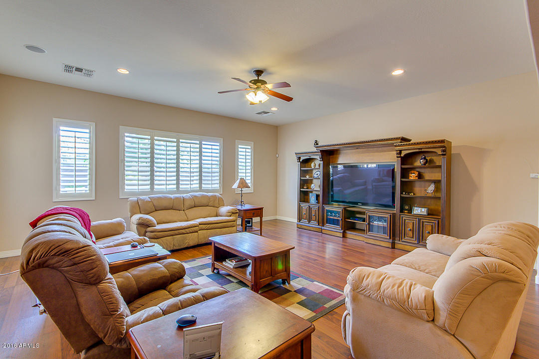 3023 E Warbler Rd, Gilbert, AZ 85297 photo 13