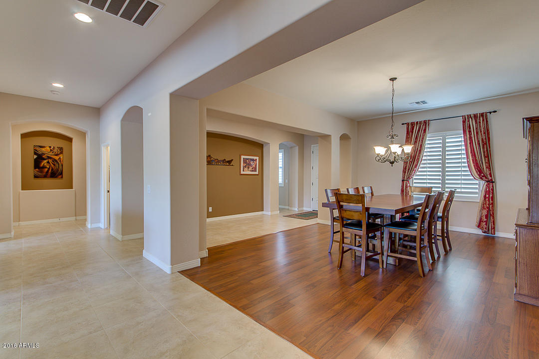 3023 E Warbler Rd, Gilbert, AZ 85297 photo 9