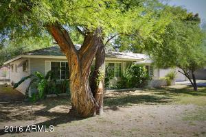 114 E Royal Palm Rd, Phoenix, AZ 85020 photo 2