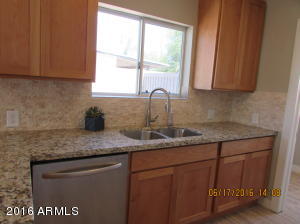 1343 E Weldon Ave, Phoenix, AZ 85014 photo 9