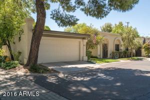 221 Echo Ln, Phoenix, AZ 85020 photo 2