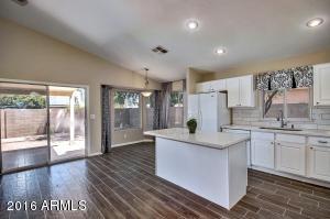 490 W Smoke Tree Rd, Gilbert, AZ 85233 photo 16