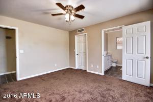 490 W Smoke Tree Rd, Gilbert, AZ 85233 photo 19