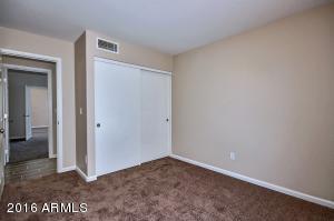 490 W Smoke Tree Rd, Gilbert, AZ 85233 photo 30