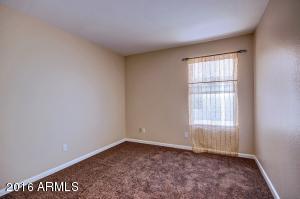 490 W Smoke Tree Rd, Gilbert, AZ 85233 photo 29