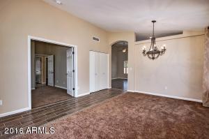 490 W Smoke Tree Rd, Gilbert, AZ 85233 photo 6