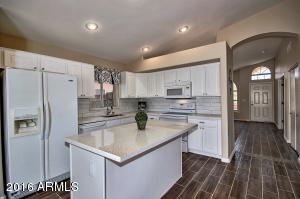 490 W Smoke Tree Rd, Gilbert, AZ 85233 photo 14