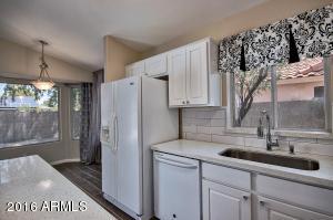 490 W Smoke Tree Rd, Gilbert, AZ 85233 photo 15