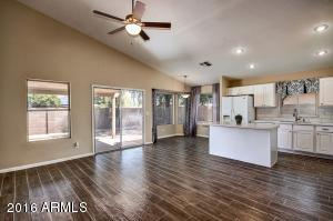 490 W Smoke Tree Rd, Gilbert, AZ 85233 photo 9