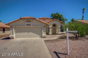 490 W Smoke Tree Rd, Gilbert, AZ 85233 photo 1