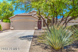 540 E Kyle Ct, Gilbert, AZ 85296 photo 3