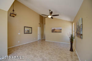 540 E Kyle Ct, Gilbert, AZ 85296 photo 9
