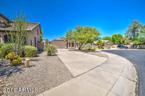 540 E Kyle Ct, Gilbert, AZ 85296 photo 5