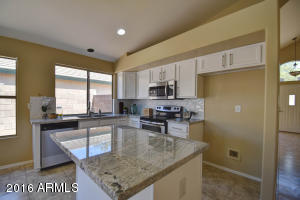 540 E Kyle Ct, Gilbert, AZ 85296 photo 12