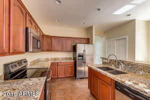 1847 E Dunbar Dr, Phoenix, AZ 85042 photo 6